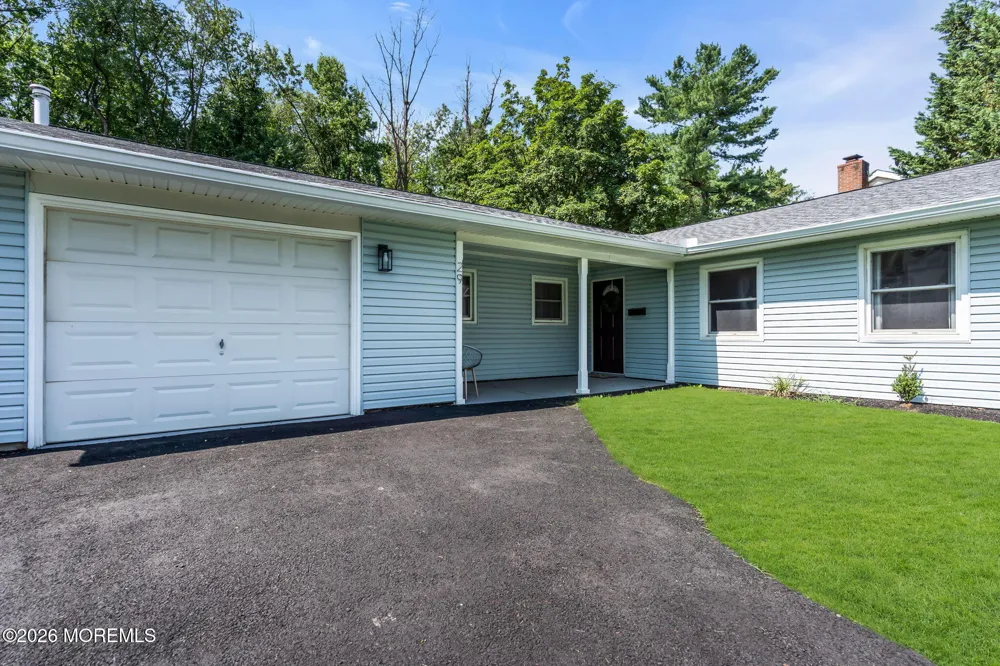 29 Evergreen Drive Willingboro, NJ 08046