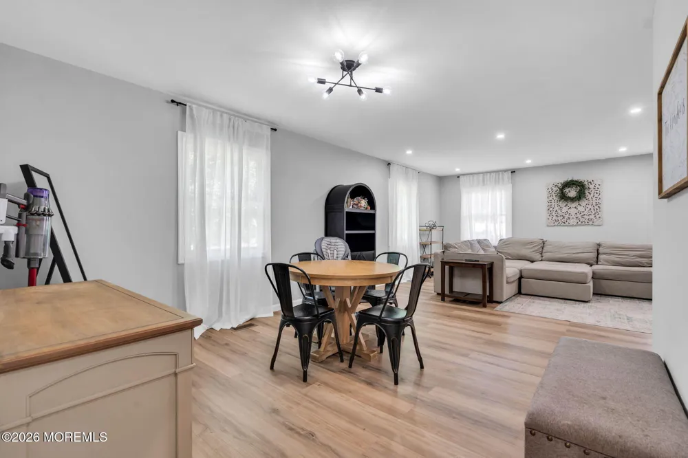 29 Evergreen Drive Willingboro, NJ 08046