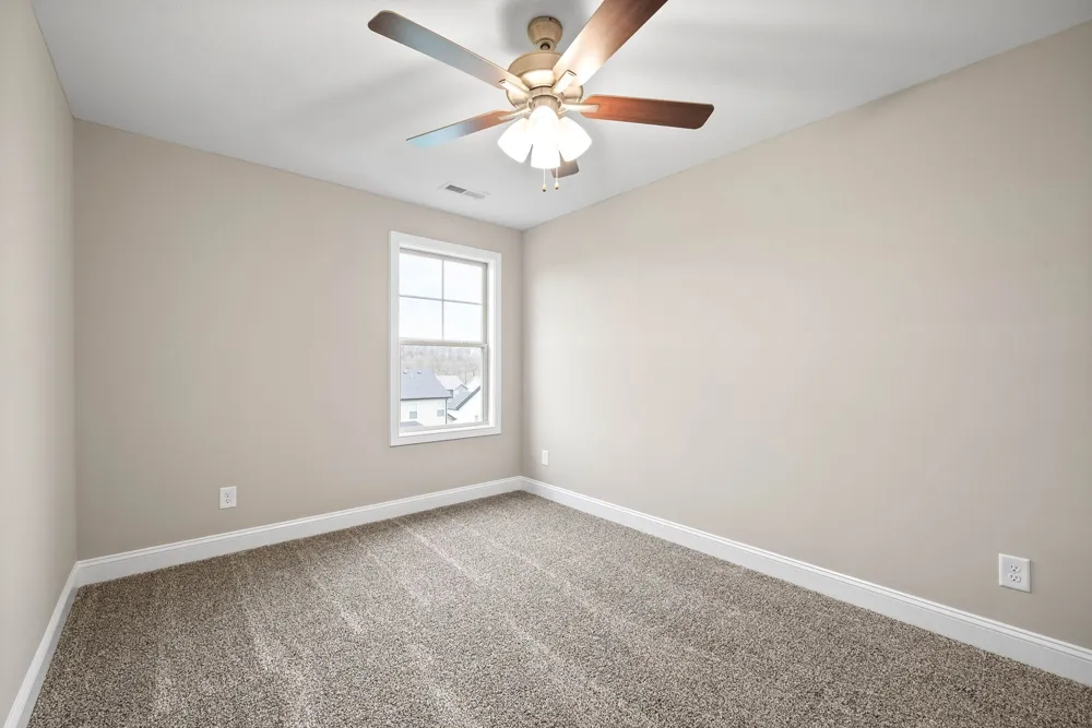 50 Echo Ridge Oak Grove, KY 42262