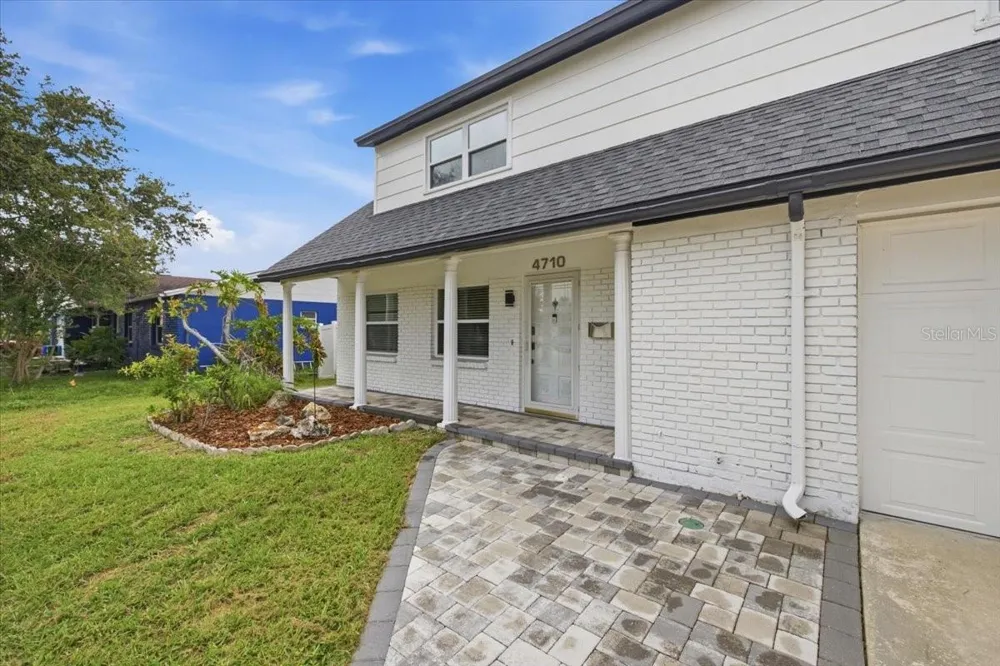 4710 TRAVERTINE DRIVE Tampa, FL 33615