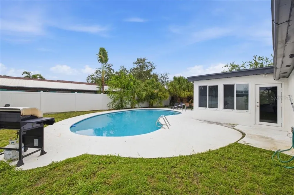 4710 TRAVERTINE DRIVE Tampa, FL 33615