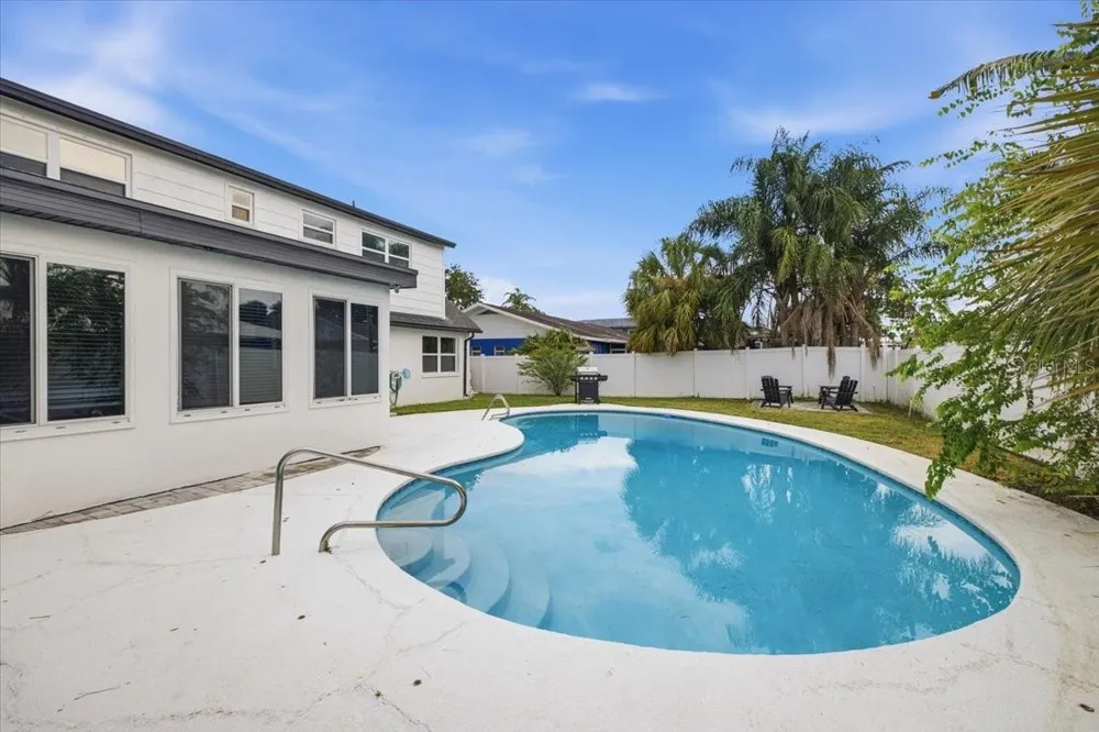 4710 TRAVERTINE DRIVE Tampa, FL 33615