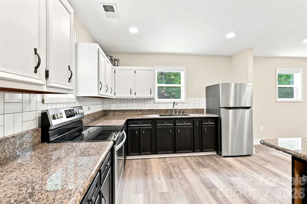 6707 S Providence Road Waxhaw, NC 28173