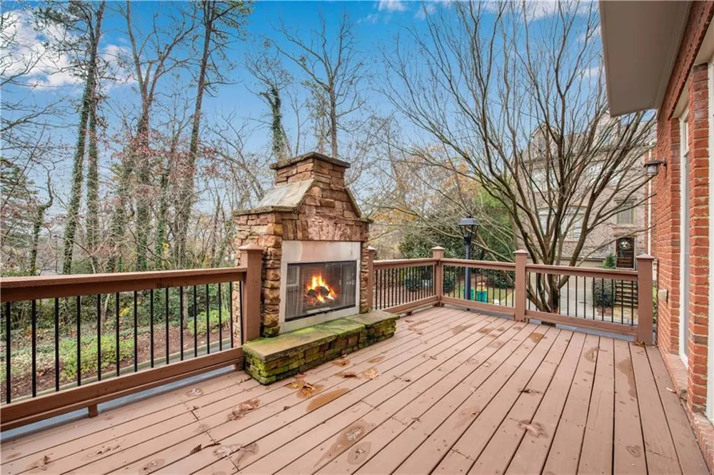 250 Mystic Ridge Hill Sandy Springs, GA 30342