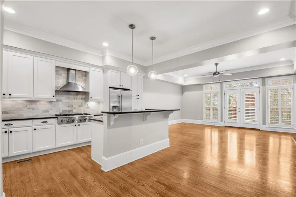 250 Mystic Ridge Hill Sandy Springs, GA 30342