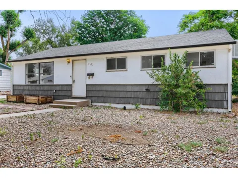 1522 Iroquois Road