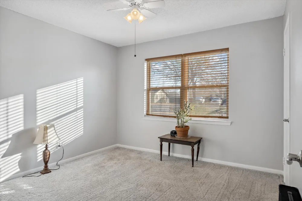 542 S Houston Street Edgewood, TX 75117
