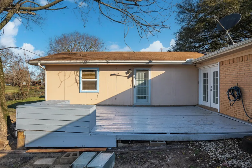 542 S Houston Street Edgewood, TX 75117