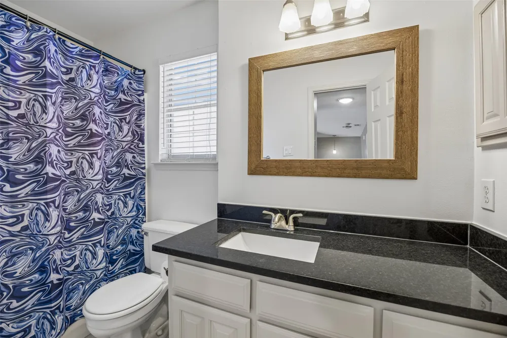 6717 Wooddale Drive Watauga, TX 76148