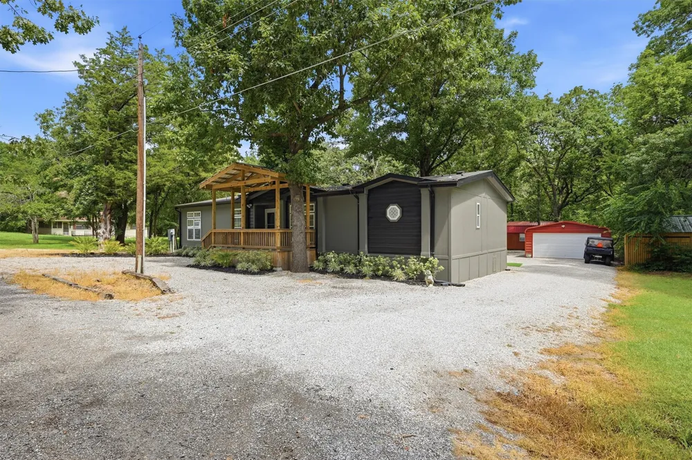 41 Missouri Avenue Pottsboro, TX 75076