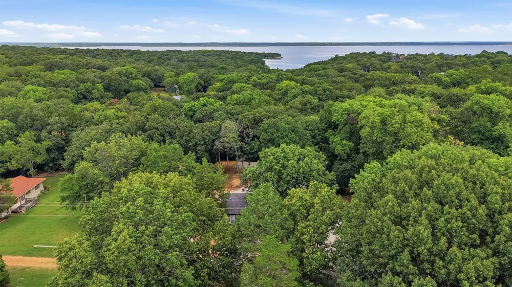41 Missouri Avenue Pottsboro, TX 75076