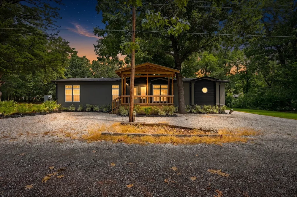 41 Missouri Avenue Pottsboro, TX 75076