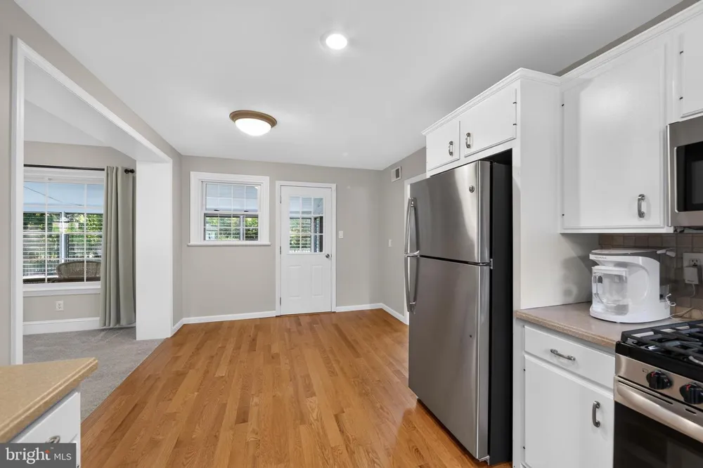 100 E ROSE VALLEY ROAD Wallingford, PA 19086
