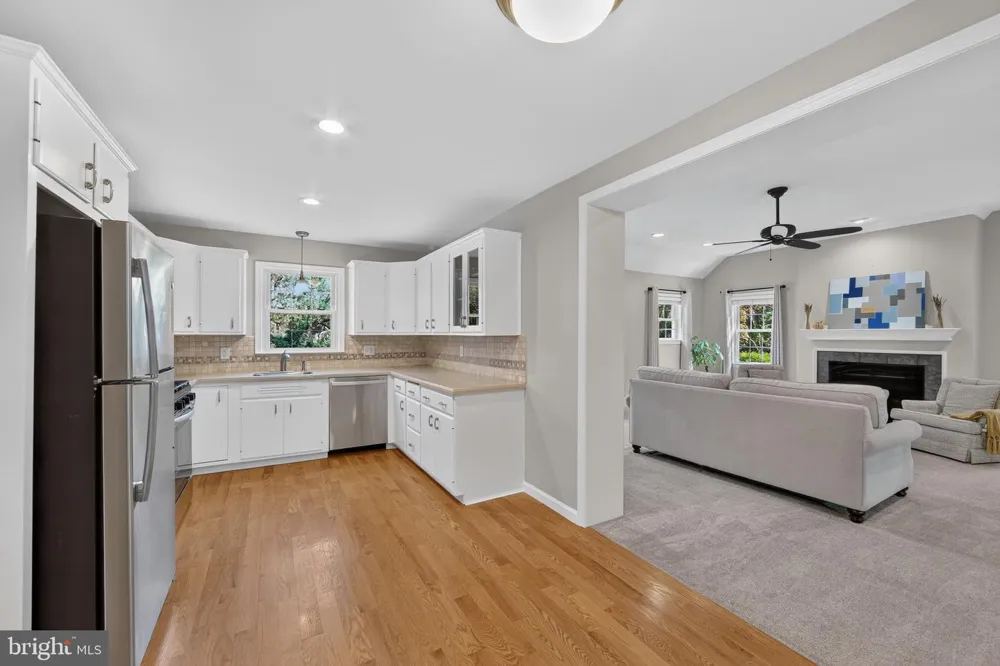 100 E ROSE VALLEY ROAD Wallingford, PA 19086