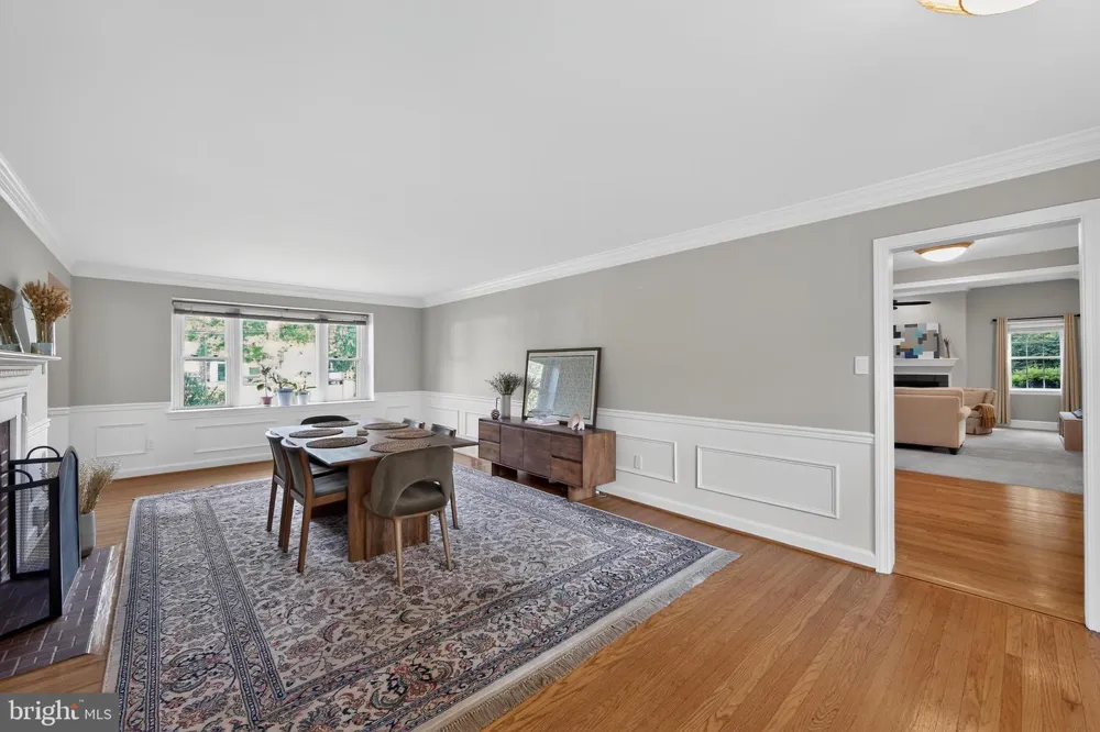 100 E ROSE VALLEY ROAD Wallingford, PA 19086
