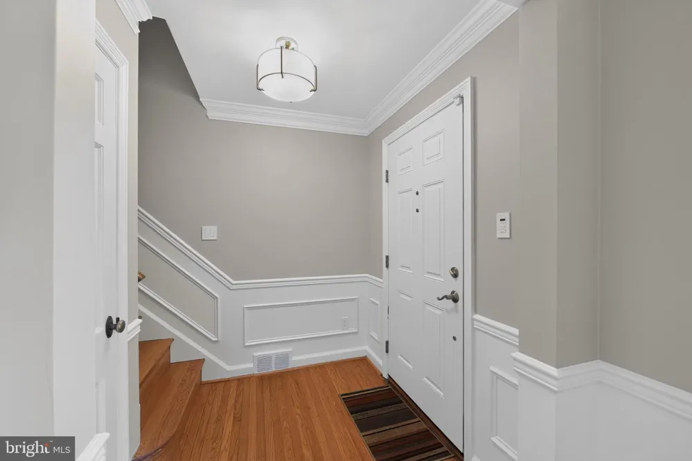 100 E ROSE VALLEY ROAD Wallingford, PA 19086
