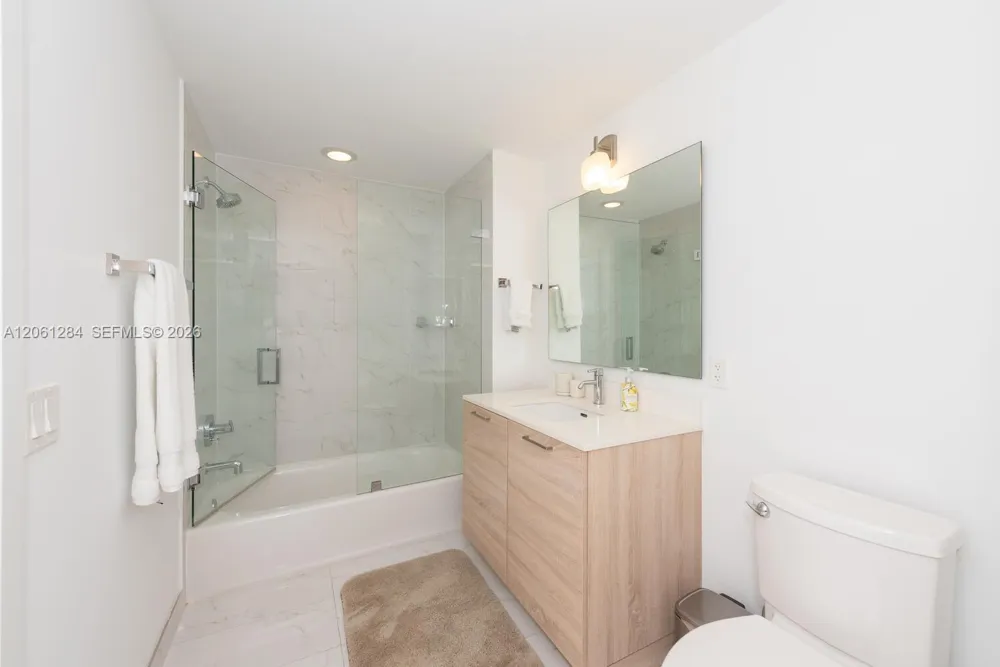 16385 Biscayne Blvd #2904 North Miami Beach, FL 33160