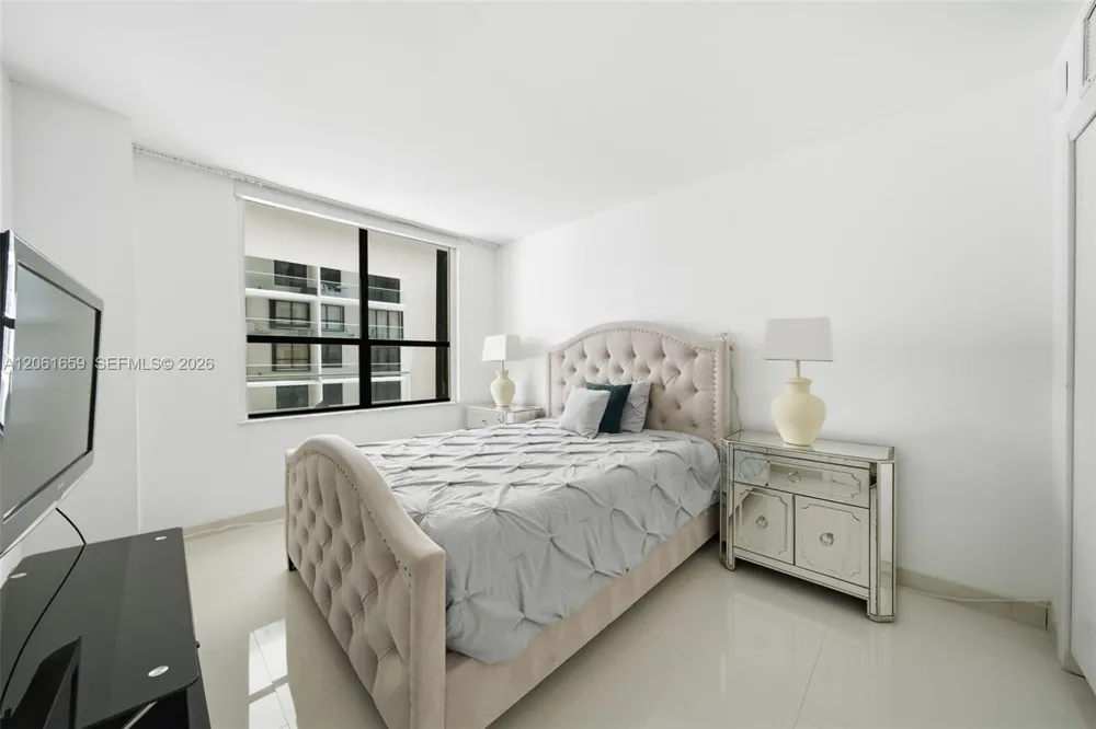 9801 Collins Ave #10V Bal Harbour, FL 33154
