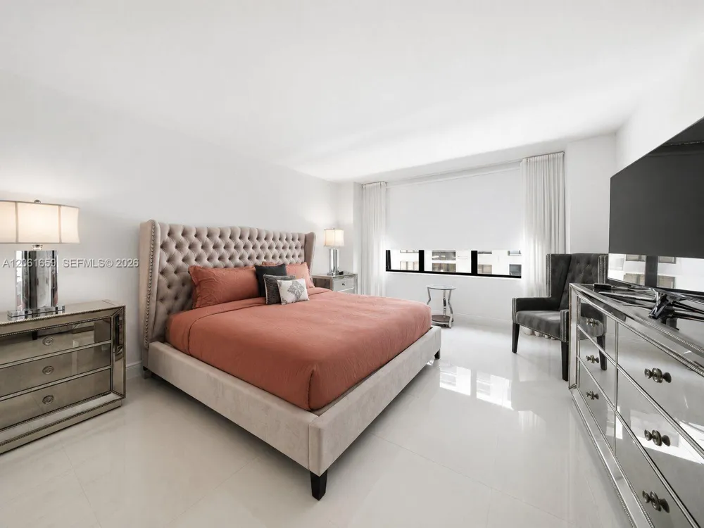 9801 Collins Ave #10V Bal Harbour, FL 33154