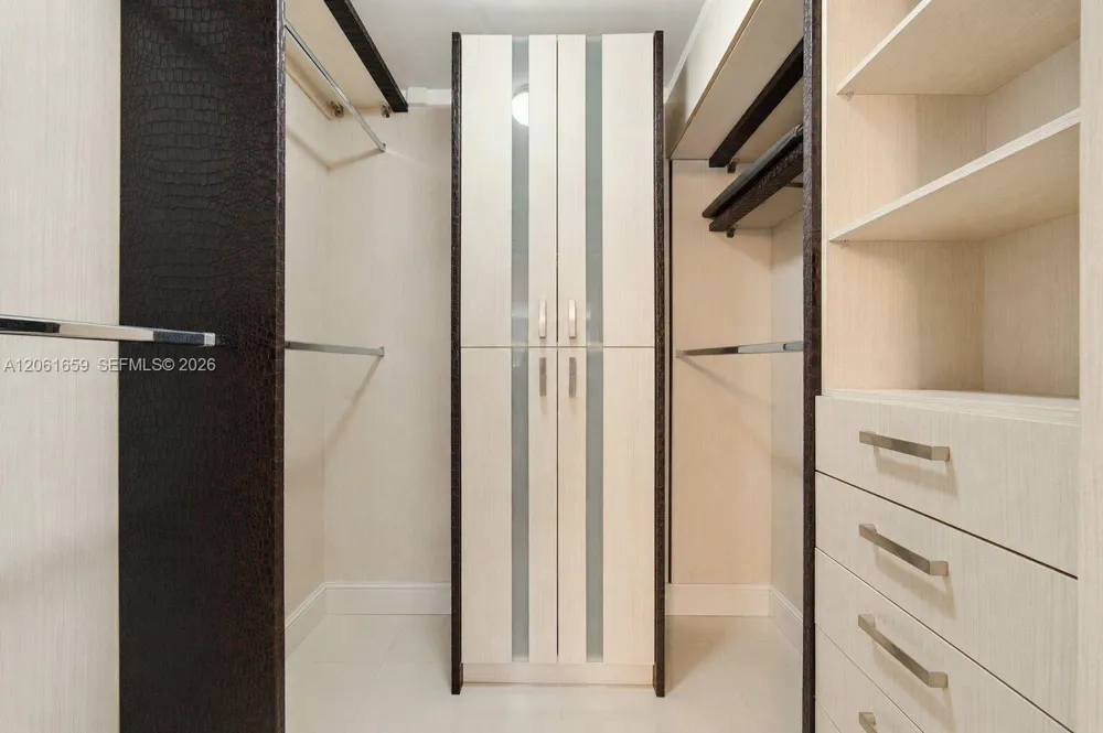 9801 Collins Ave #10V Bal Harbour, FL 33154