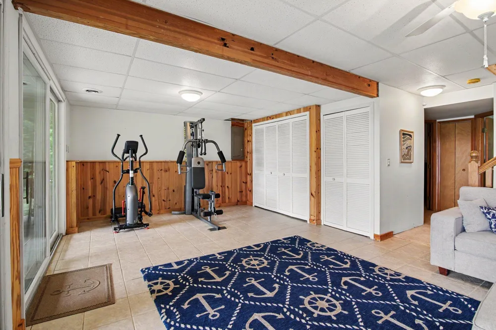 12884 Sharon Hollow Road Manchester, MI 48158