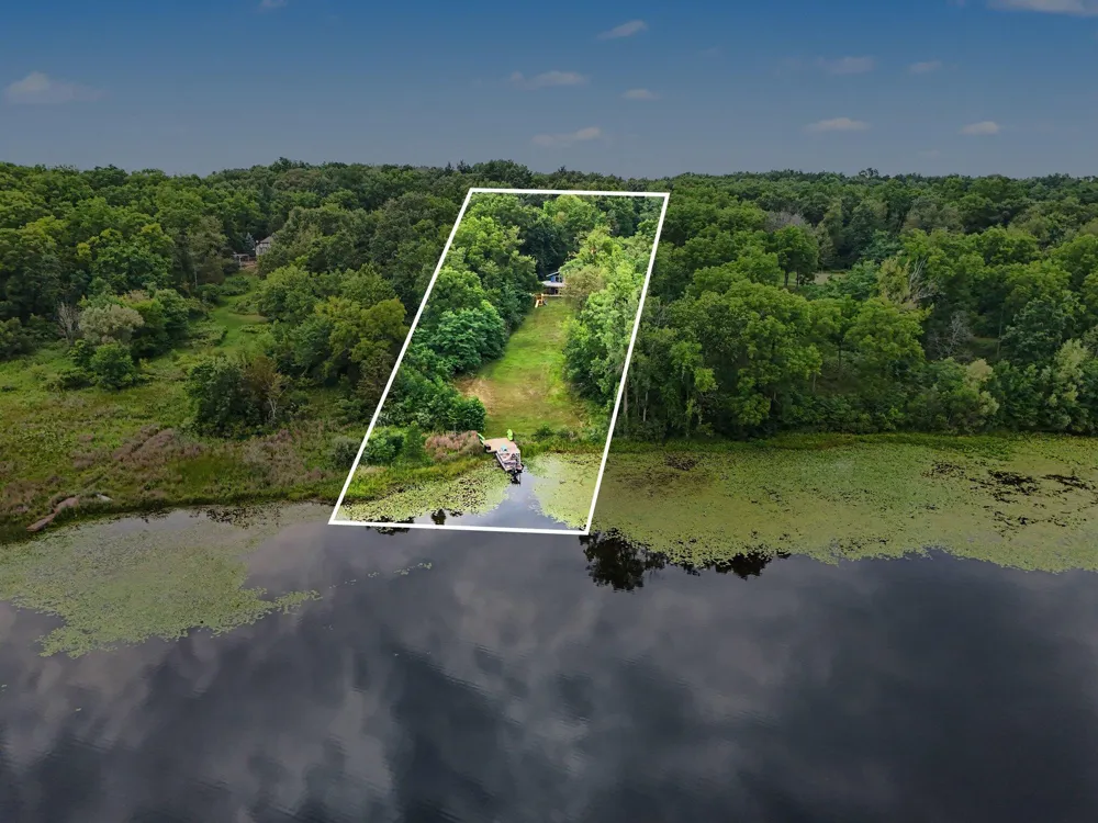 12884 Sharon Hollow Road Manchester, MI 48158