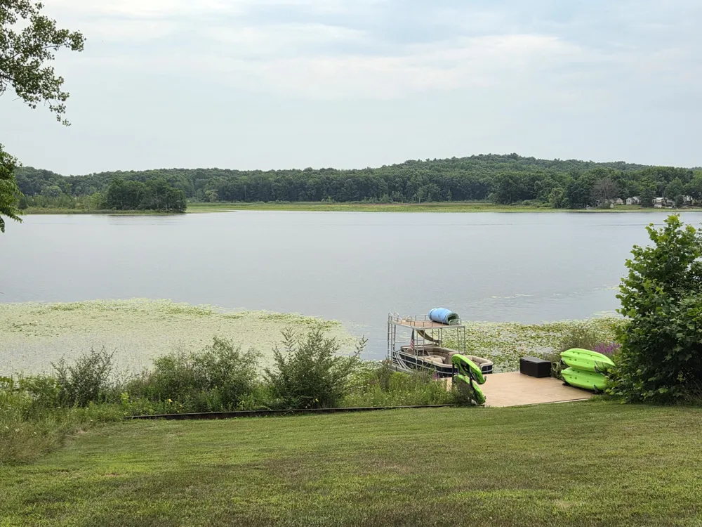 12884 Sharon Hollow Road Manchester, MI 48158