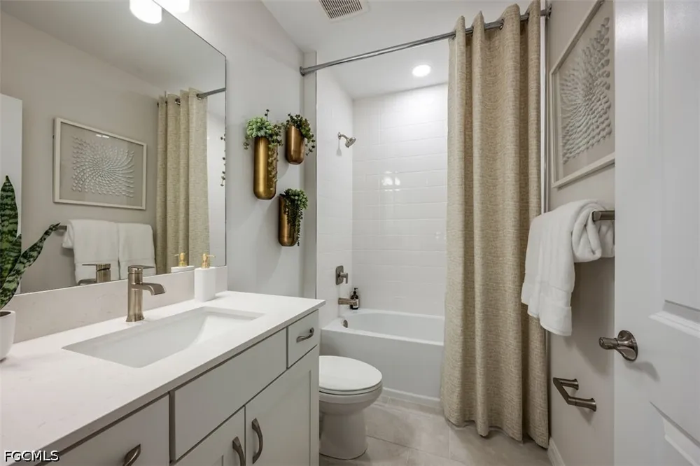 Lakeside Hideaway Lane Lehigh Acres, FL 33936