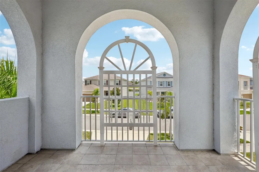 9085 SPRUCE CREEK CIRCLE Riverview, FL 33578