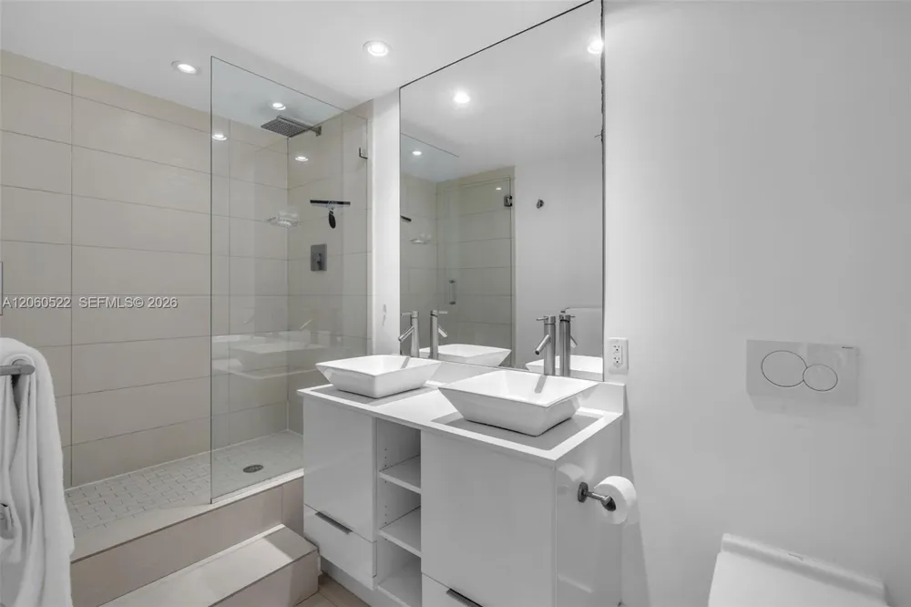151 Crandon Blvd #736 Key Biscayne, FL 33149