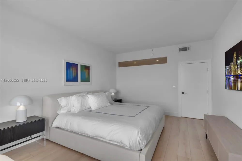 151 Crandon Blvd #736 Key Biscayne, FL 33149