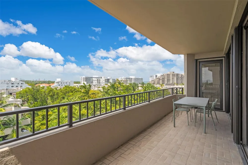 151 Crandon Blvd #736 Key Biscayne, FL 33149