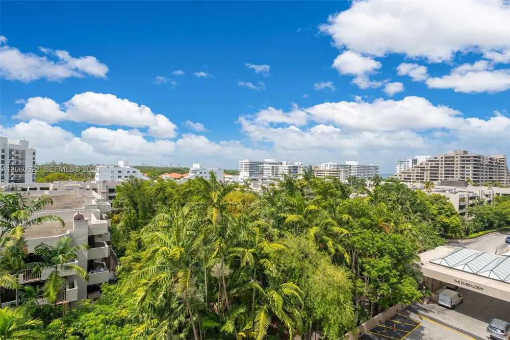 151 Crandon Blvd #736 Key Biscayne, FL 33149