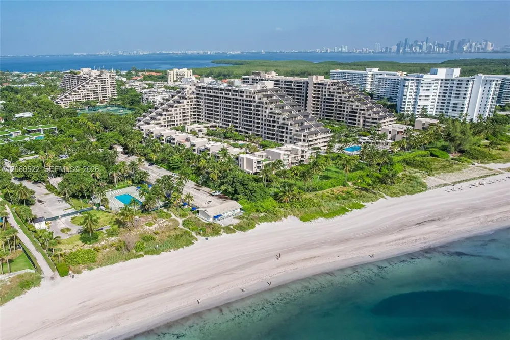151 Crandon Blvd #736 Key Biscayne, FL 33149