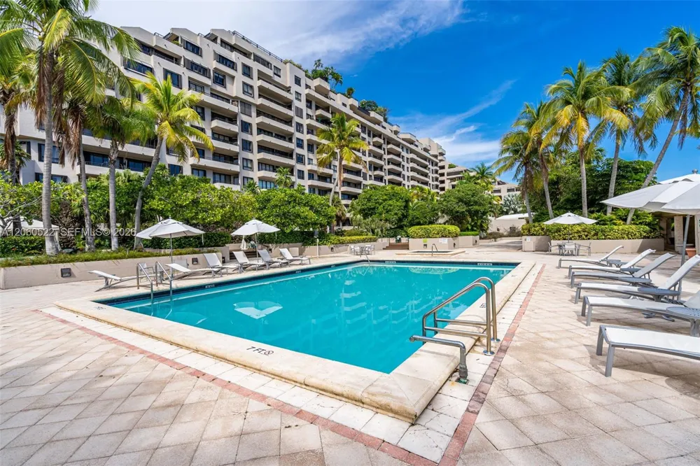 151 Crandon Blvd #736 Key Biscayne, FL 33149