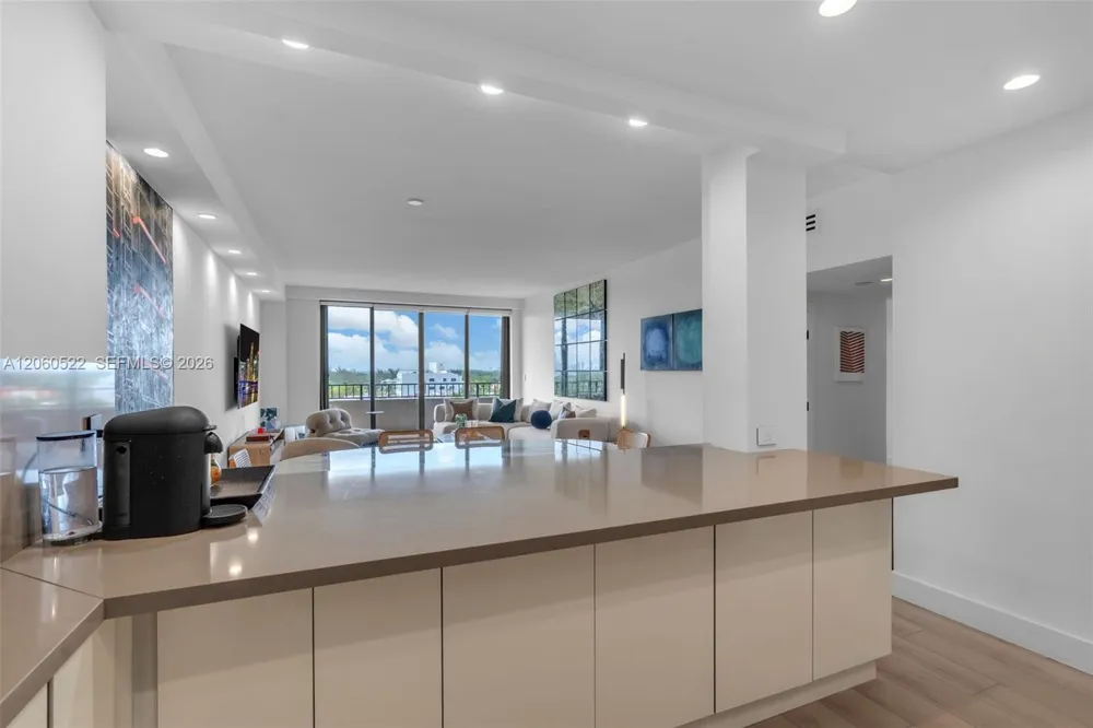 151 Crandon Blvd #736 Key Biscayne, FL 33149
