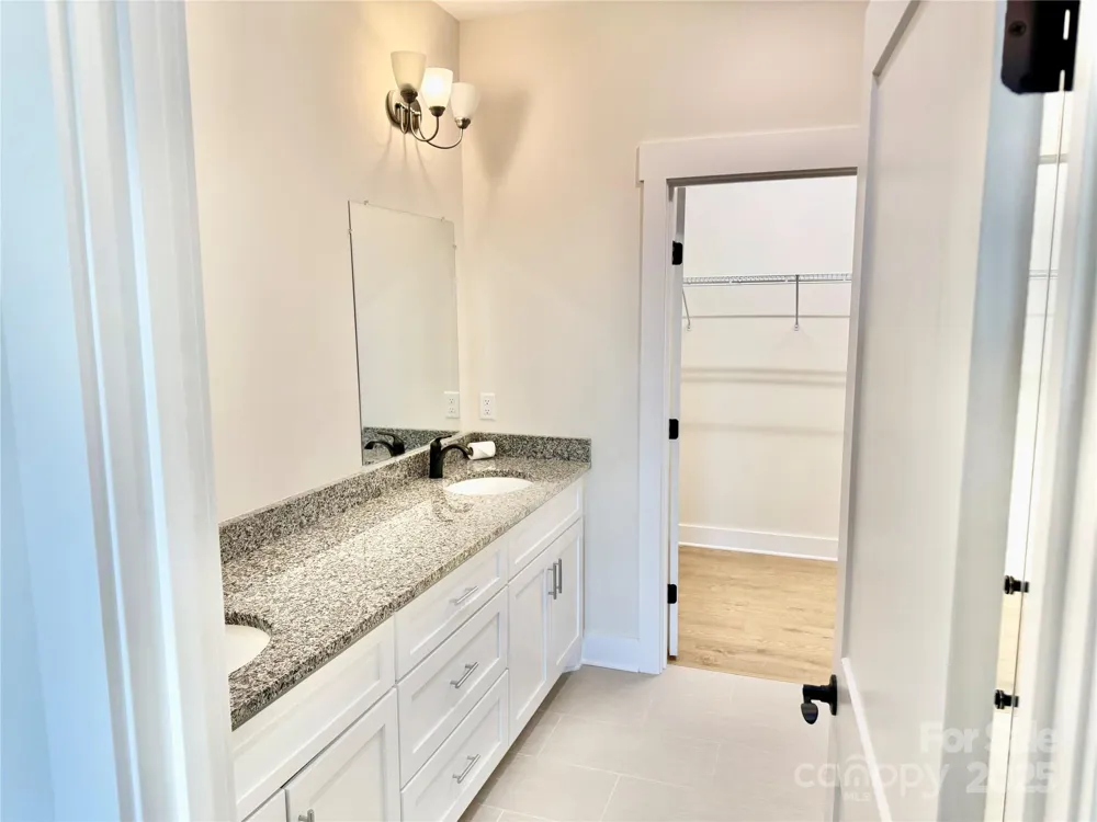 1387 River Club Ridge Lenoir, NC 28645