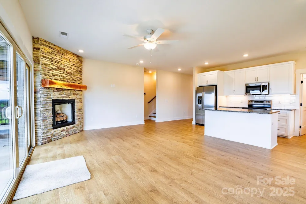 1387 River Club Ridge Lenoir, NC 28645