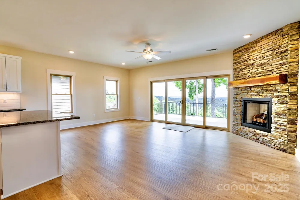 1387 River Club Ridge Lenoir, NC 28645