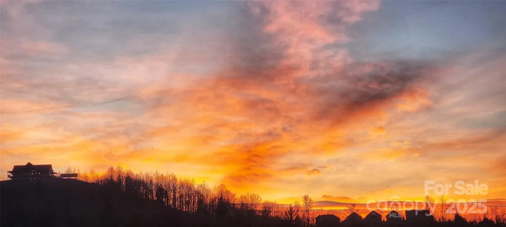 1387 River Club Ridge Lenoir, NC 28645