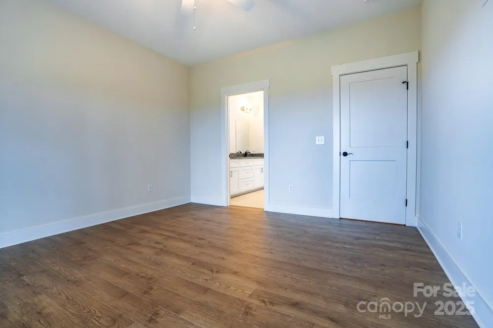 1387 River Club Ridge Lenoir, NC 28645