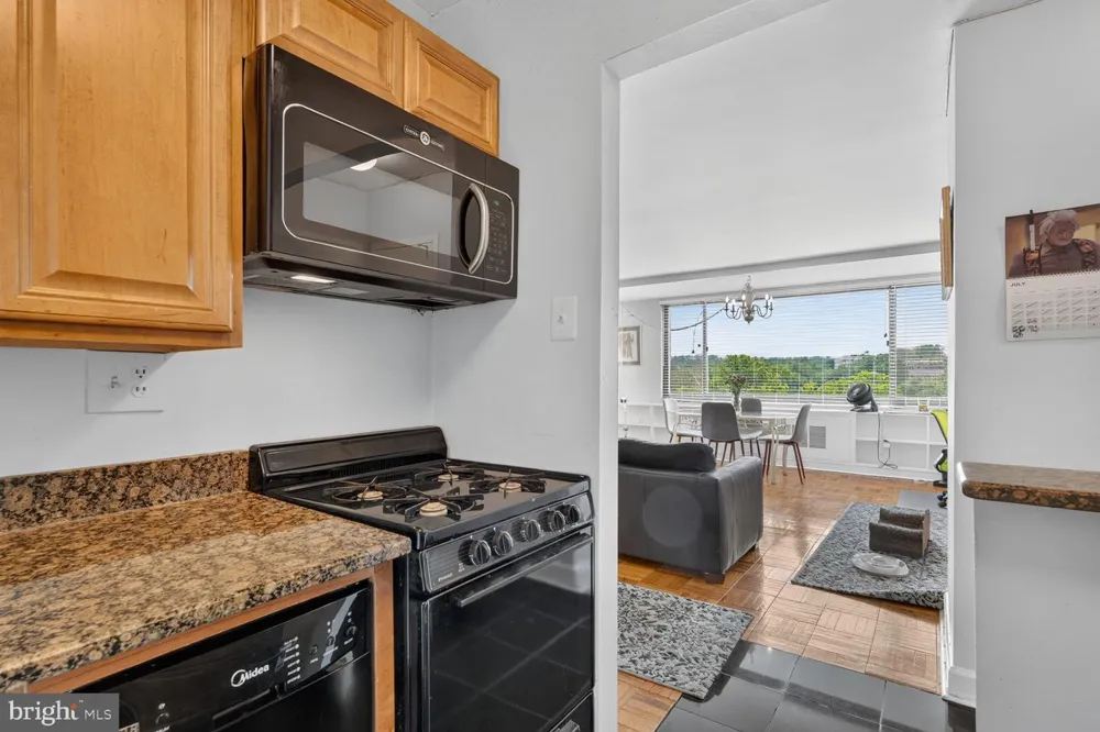 1011 ARLINGTON BOULEVARD #942 Arlington, VA 22209