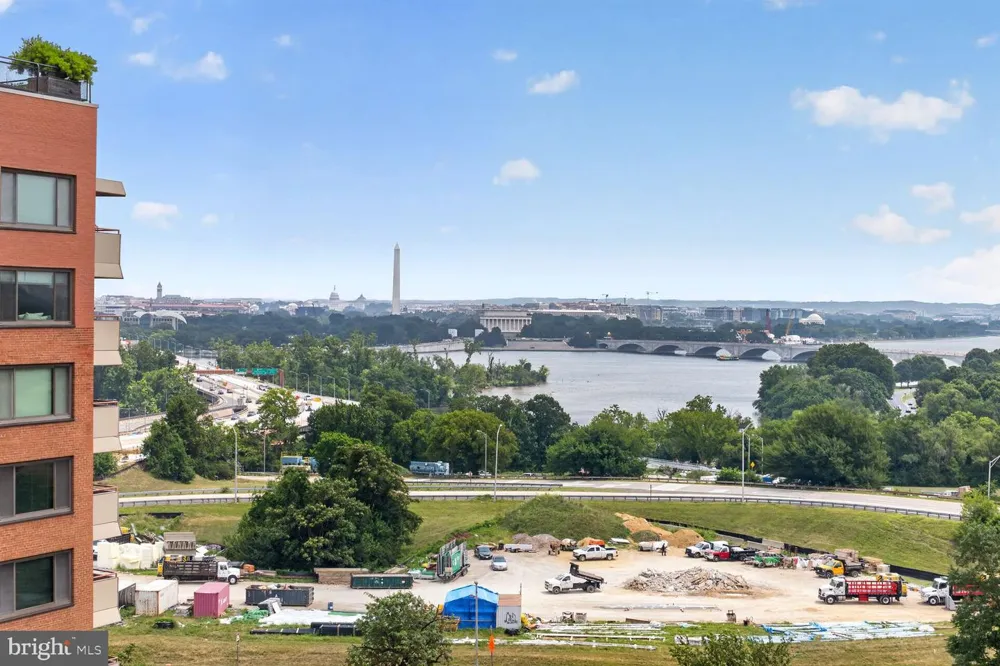 1011 ARLINGTON BOULEVARD #942 Arlington, VA 22209