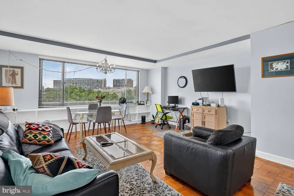 1011 ARLINGTON BOULEVARD #942 Arlington, VA 22209