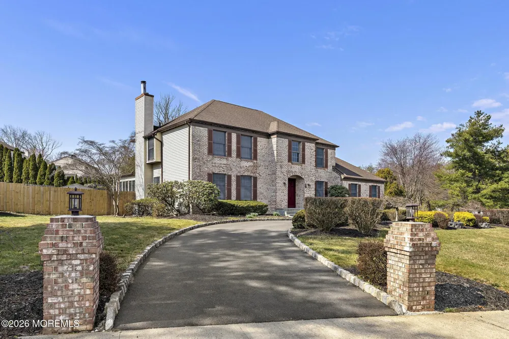 97 Windsor Drive Eatontown, NJ 07724