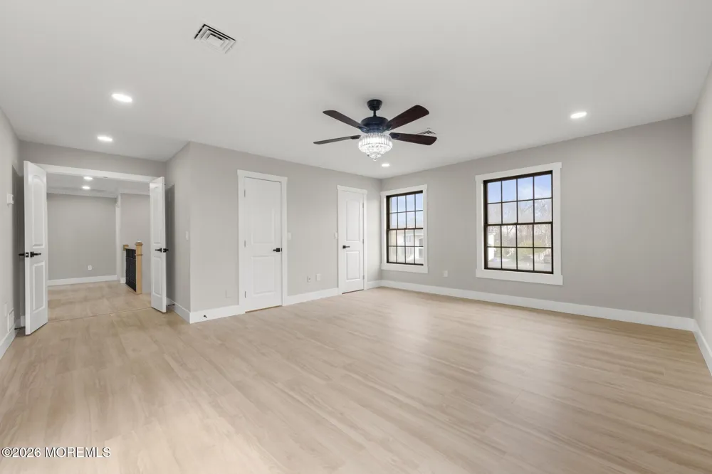 97 Windsor Drive Eatontown, NJ 07724