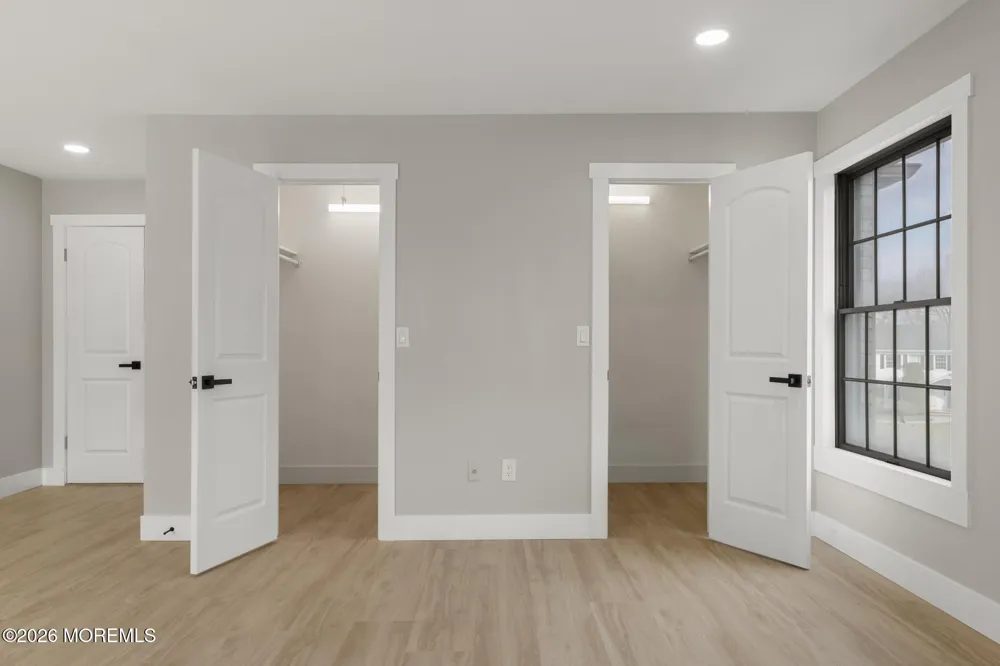 97 Windsor Drive Eatontown, NJ 07724