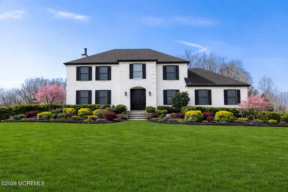 97 Windsor Drive Eatontown, NJ 07724