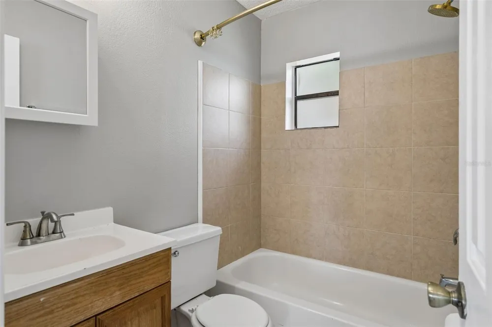 1220 MORIN STREET #B Eustis, FL 32726