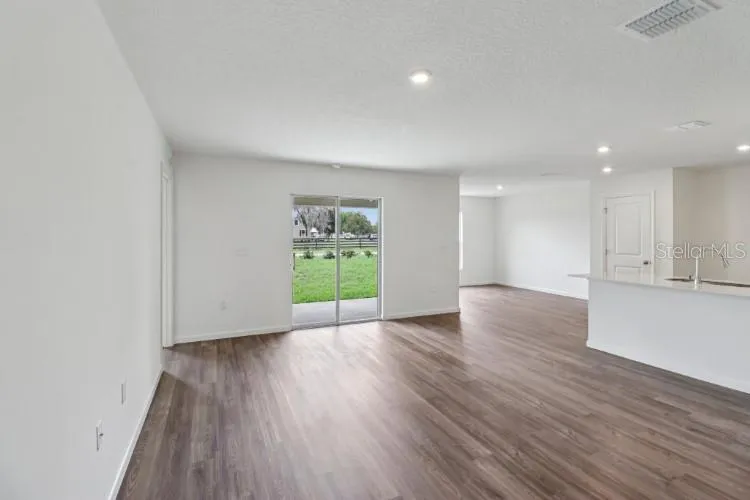 3501 DAHLIA DRIVE Lake Hamilton, FL 33851